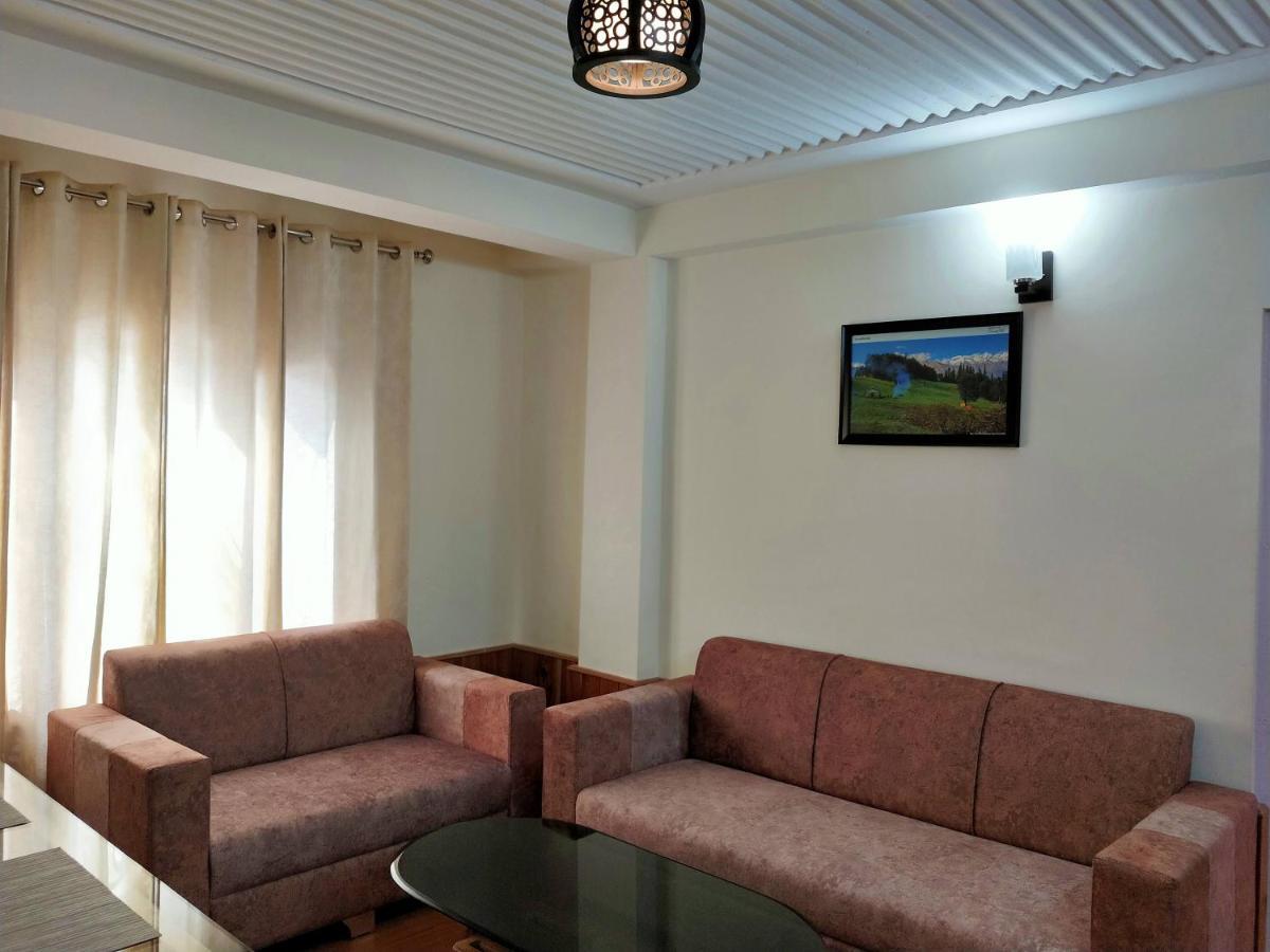 Neha Homestay Shimla Esterno foto